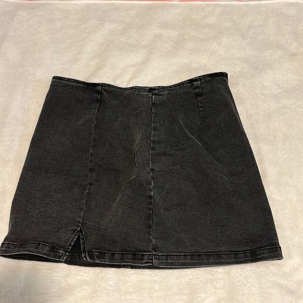 Black skirt